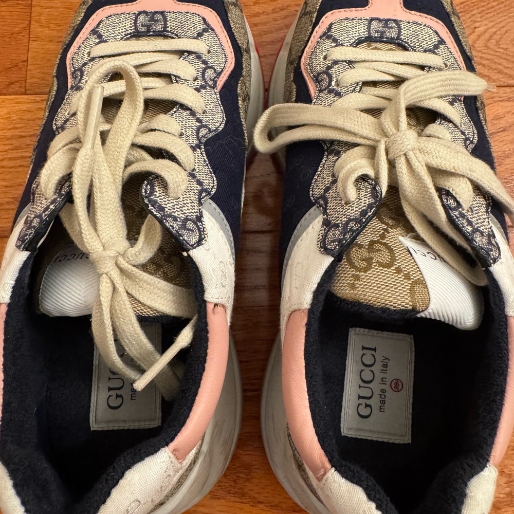 Gucci Multicolor GG Supreme Lace-Up Sneakers - Picture 6 of 7